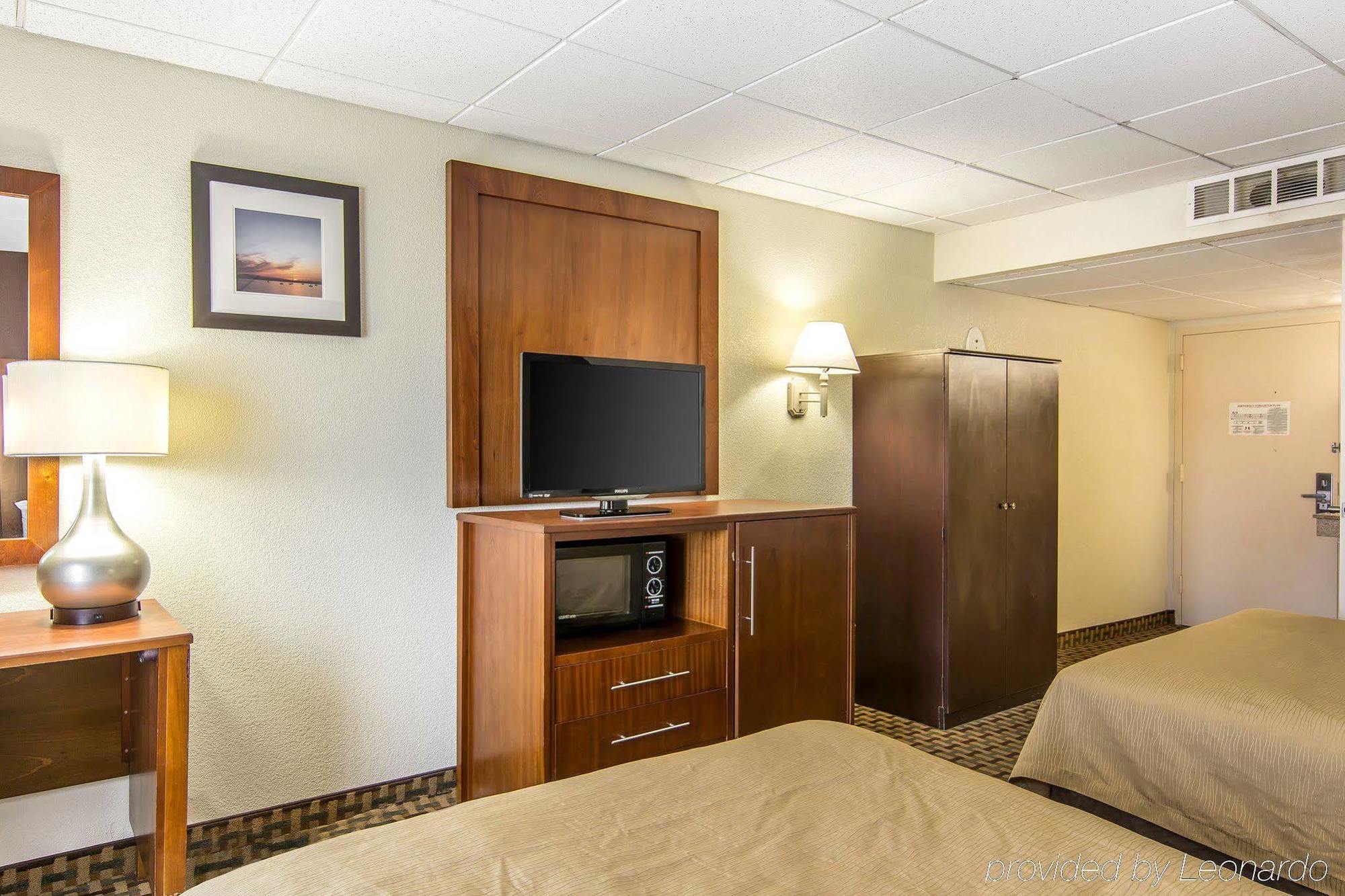 Quality Inn And Suites Conference Center Річмонд Екстер'єр фото