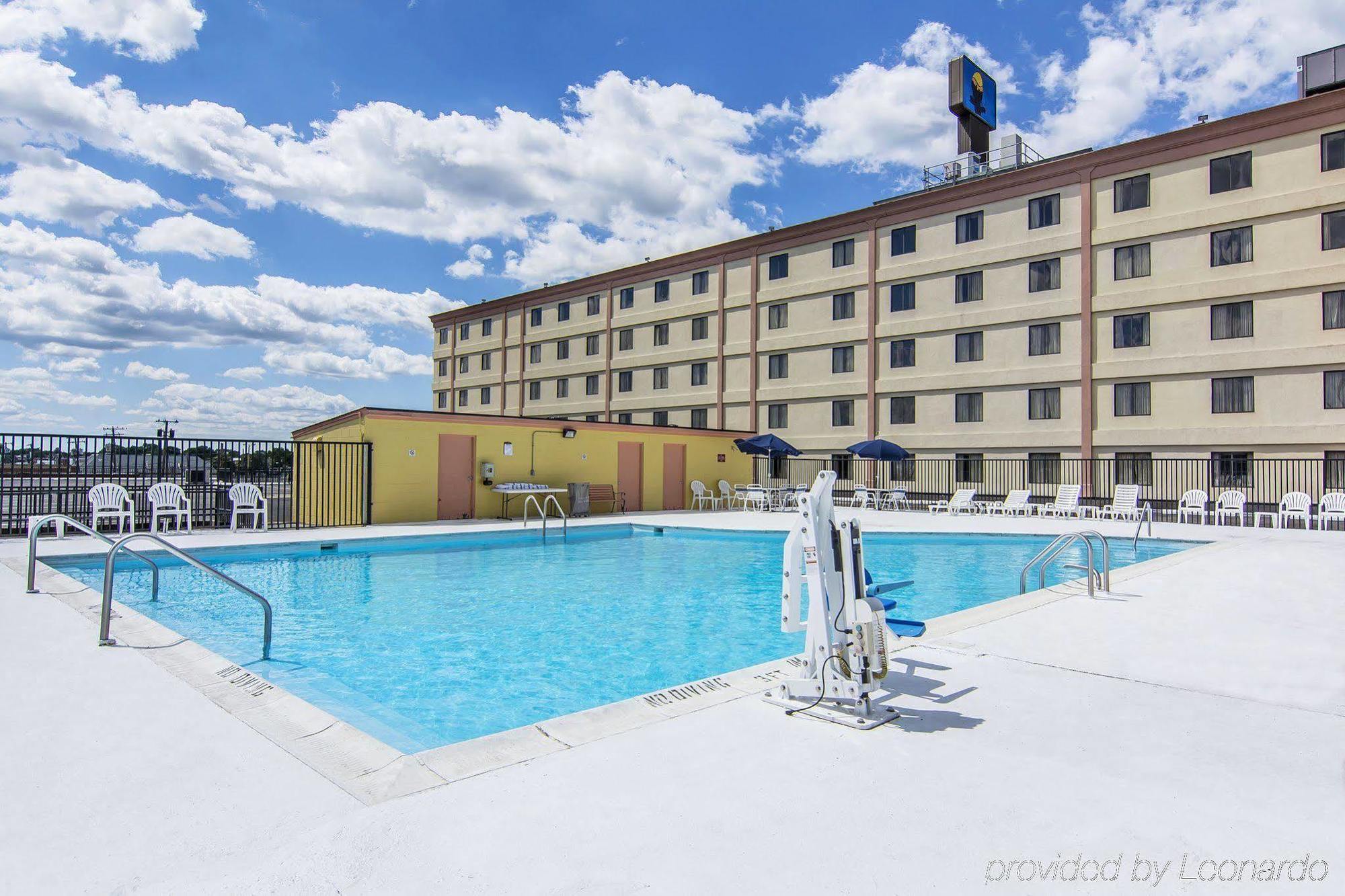 Quality Inn And Suites Conference Center Річмонд Екстер'єр фото